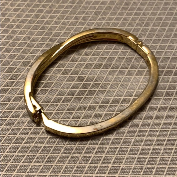 Gold plated with crystals - Picture 2 of 3